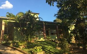 Pousada Em Cantos De Minas